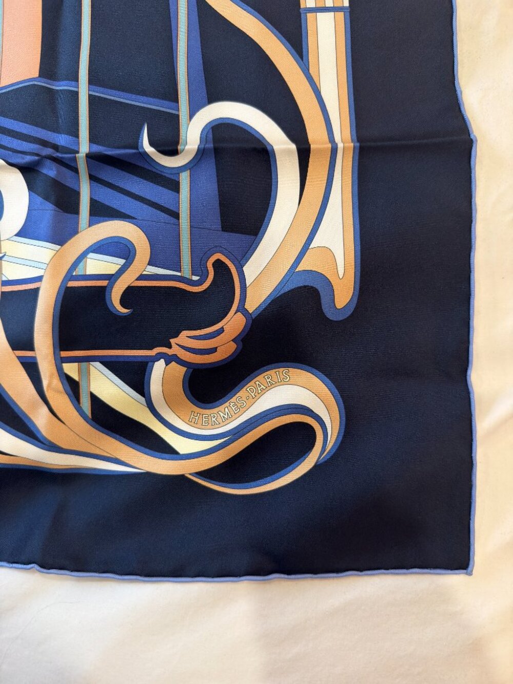 NWT - Hermes La Ligne Coup de Fouet Scarf 90 - Picture 9 of 10